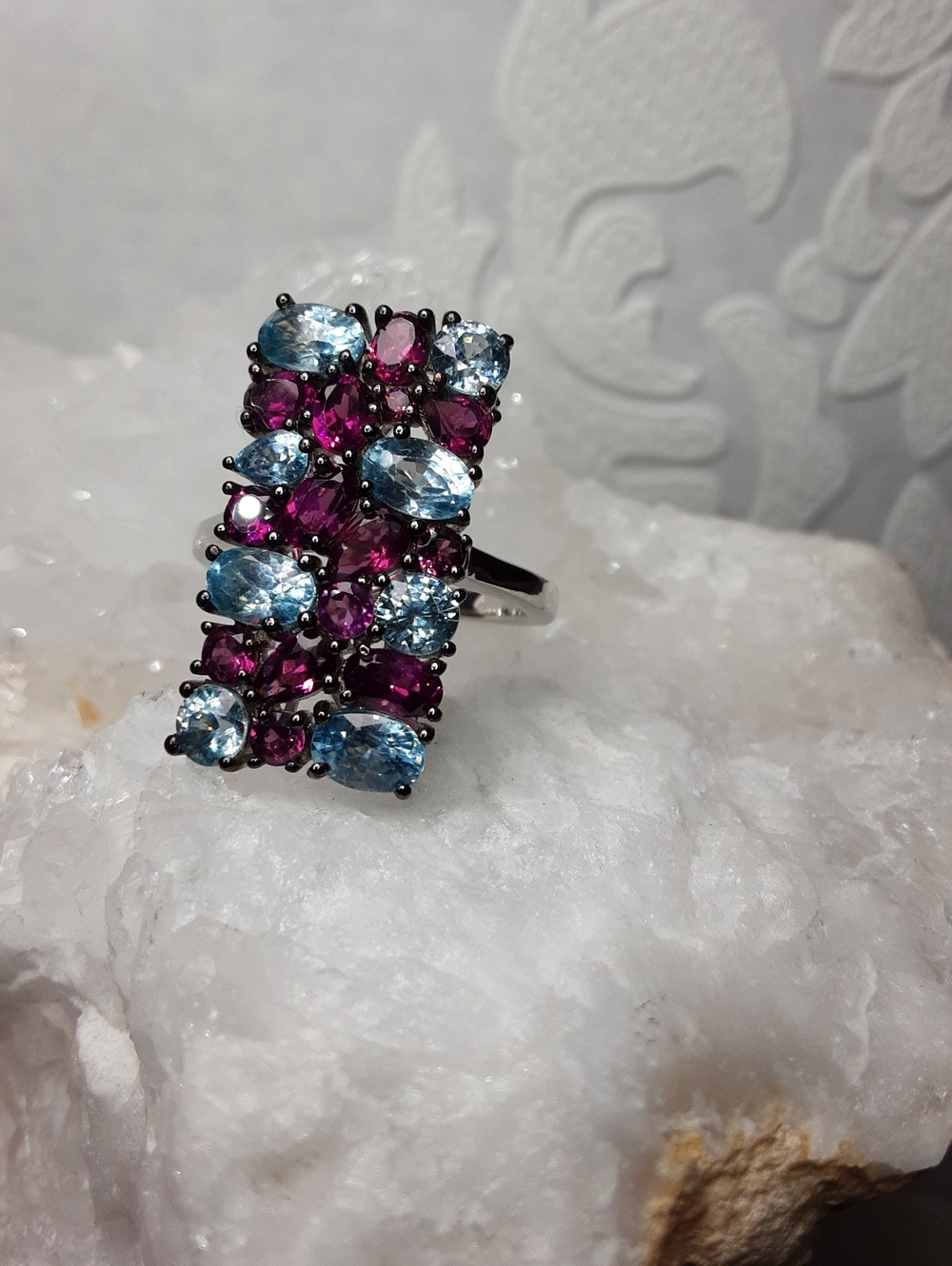 925, Blue Zircon, Rhodolite Ring.